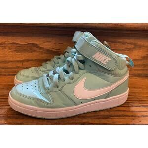 KIDS' NIKE BIG KID COURT BOROUGH MID 4 SNEAKERS